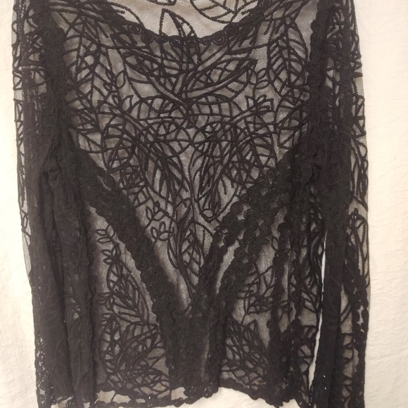 Capri black leaf design lace Size M - Picture 9 of 11